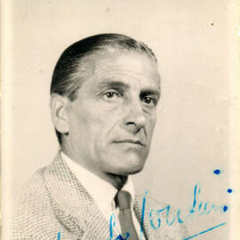 Portrait photographique d'Umberto Contini signé (Fonds Umberto Contini, CLSR).